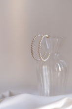 Load image into Gallery viewer, HANNE Freshwater Pearl Hoops
