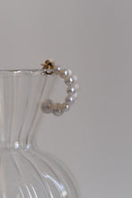 Load image into Gallery viewer, THEA Freshwater Pearl Gradual Hoops
